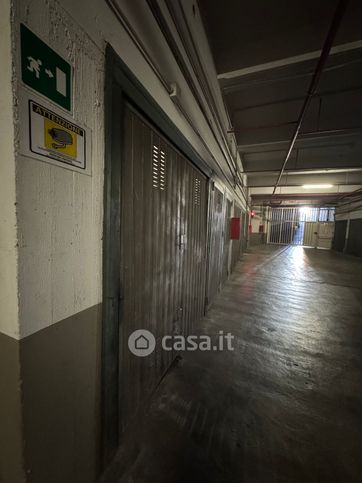 Box/posto auto in residenziale in Corso Orbassano 243