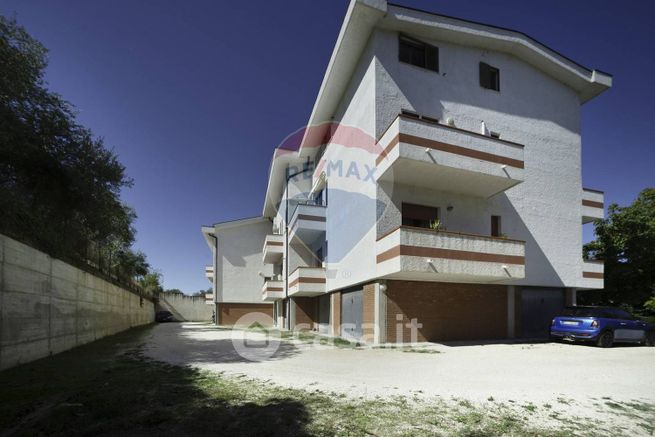 Appartamento in residenziale in Strada Colle Renazzo 146