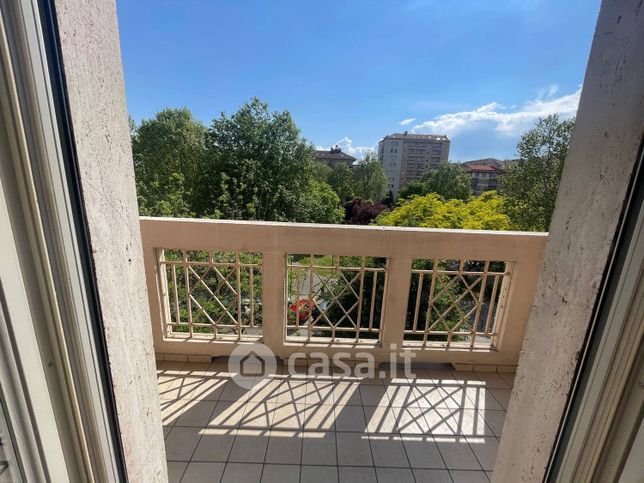 Appartamento in residenziale in Piazza Tancredi Galimberti