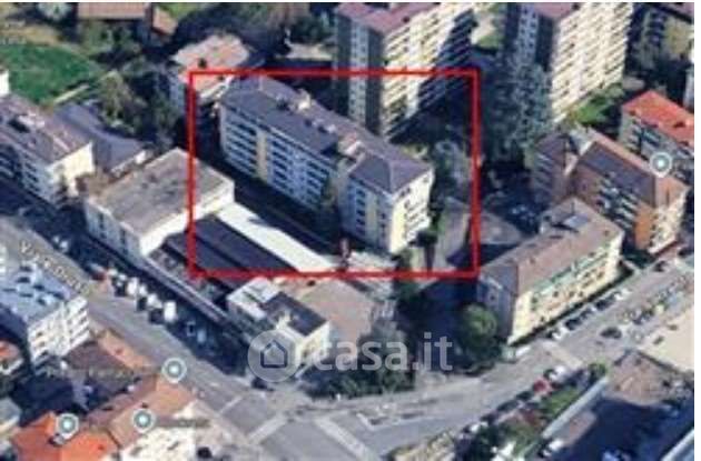 Appartamento in residenziale in Via Sorrento 1