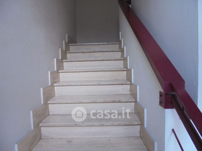 Capannone in commerciale in Via Tabellata