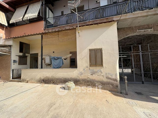 Appartamento in residenziale in Via Errico Fardella 60