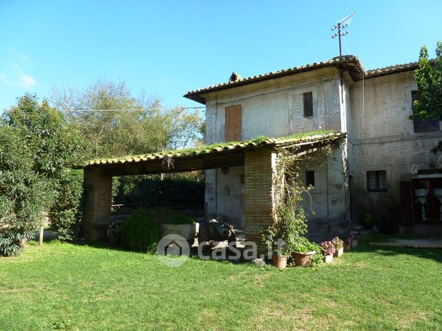 Terreno agricolo in commerciale in Via Nomentana 1563