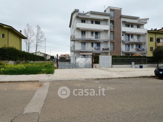 Appartamento in residenziale in Via Martiri di Nassirya 1