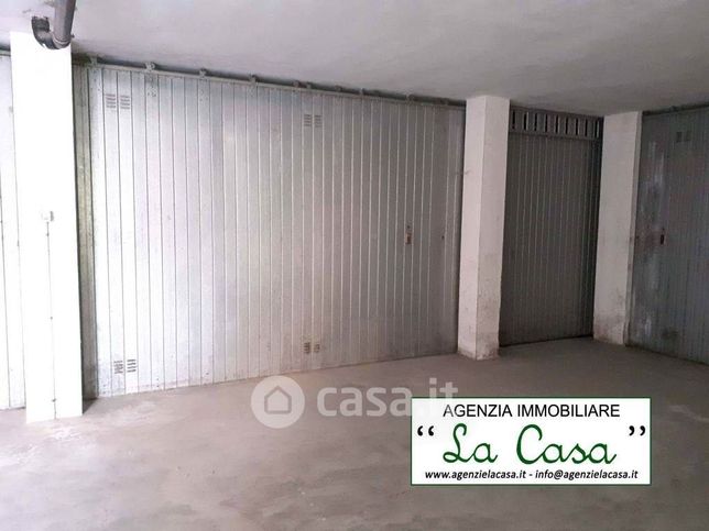 Capannone in commerciale in Via Roma