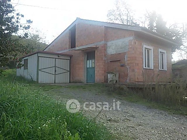 Villa in residenziale in Via Sbarra