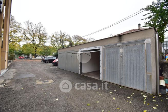 Box/posto auto in residenziale in 