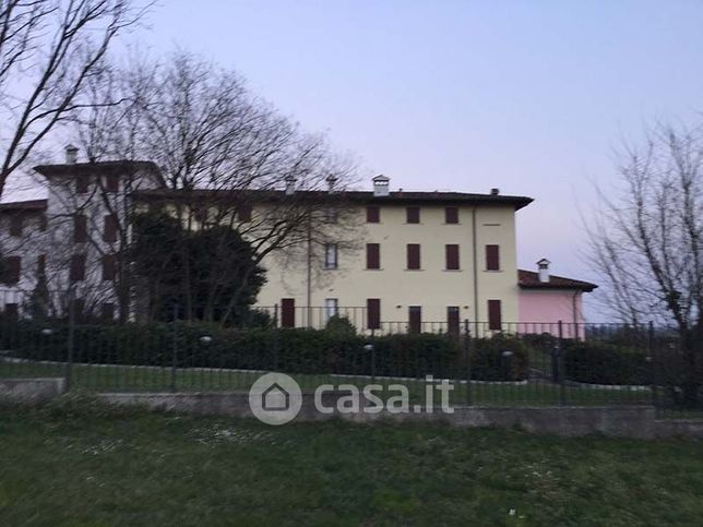 Box/posto auto in residenziale in Via Vaccarolo 2
