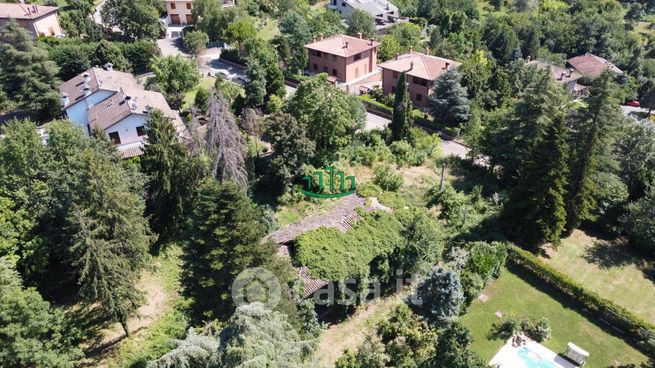 Rustico/casale in residenziale in Via A. Schweitzer