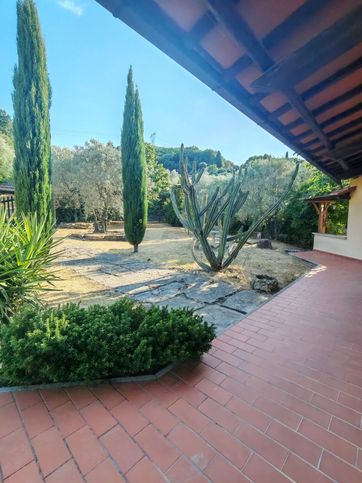 Villa in residenziale in Via di montorio