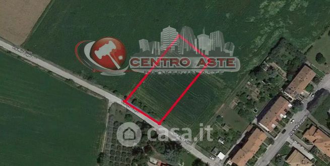 Terreno agricolo in commerciale in 