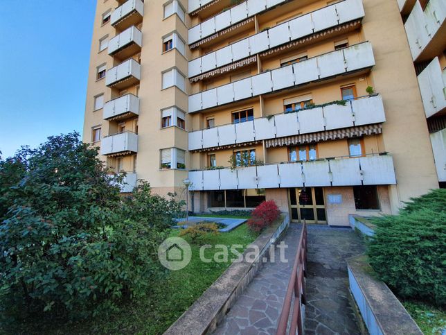 Appartamento in residenziale in Via Pace 14