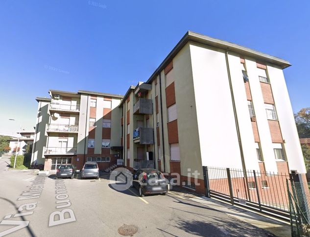 Appartamento in residenziale in Via Michelangelo Buonarroti 14