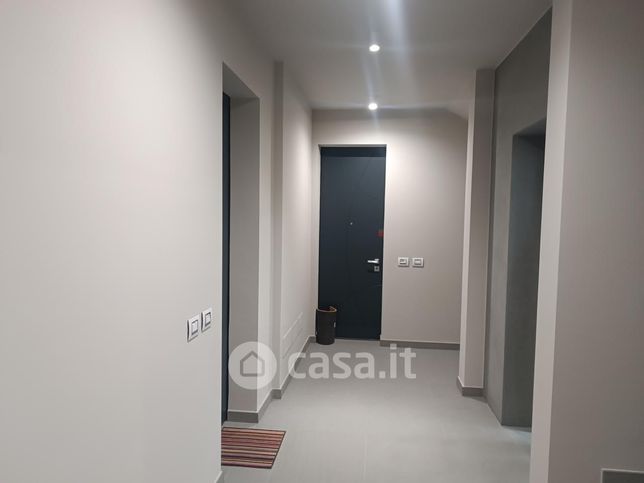 Appartamento in residenziale in Via Egidio Gorra 1