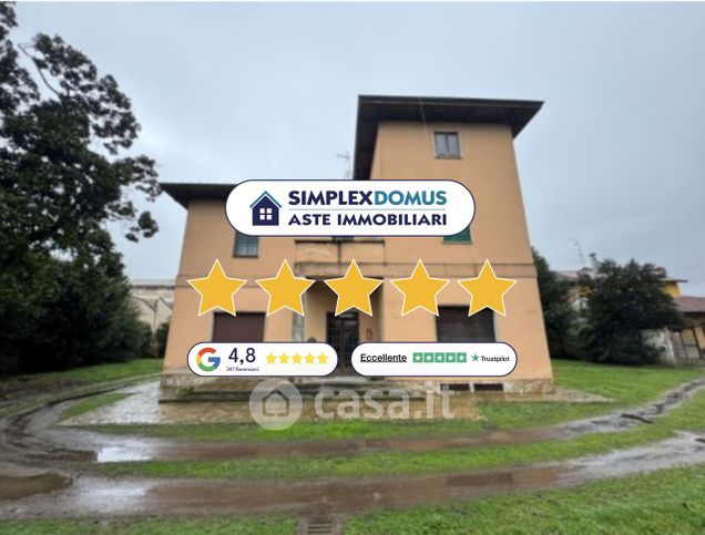 Villa in residenziale in Via XXV Aprile