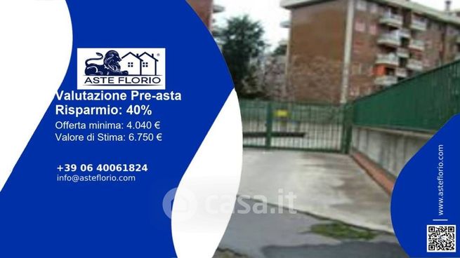 Box/posto auto in residenziale in Via Sandro Botticelli