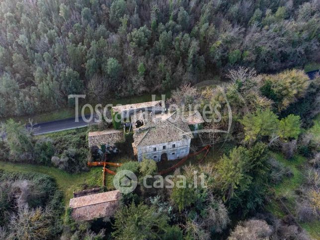 Rustico/casale in residenziale in 