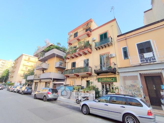 Appartamento in residenziale in Via Giuseppe Ingegneros 10