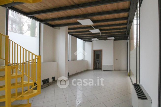 Ufficio in commerciale in Viale XX Settembre