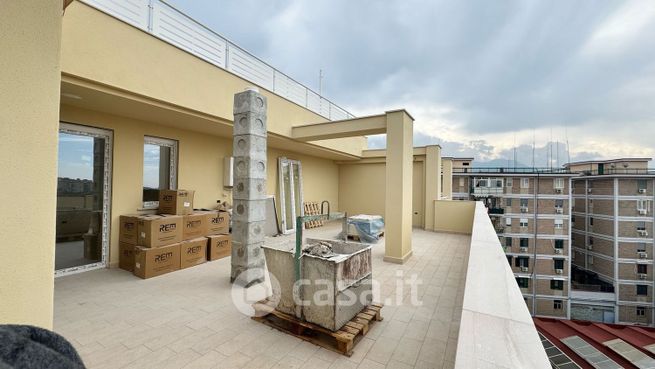 Attico/mansarda in residenziale in Via Enrico de Nicola
