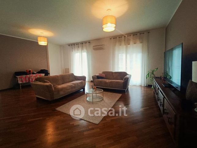 Appartamento in residenziale in Via Serradifalco 127