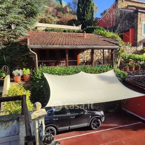 Casa indipendente in residenziale in Strada Carrozzabile S. Pietro