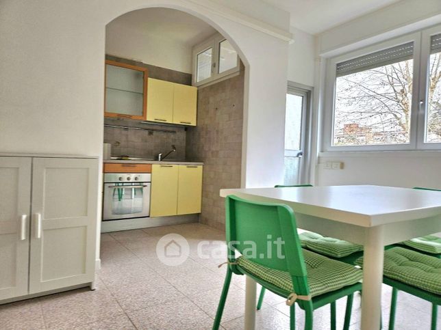 Appartamento in residenziale in Via Napoli 6