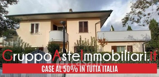 Villa in residenziale in Via Umberto Saba