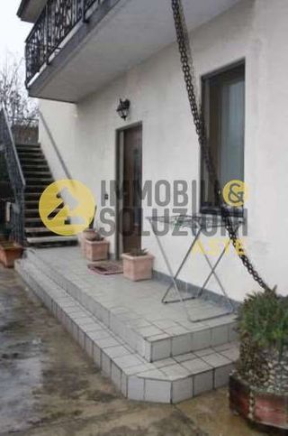 Appartamento in residenziale in Via 4 Novembre 36