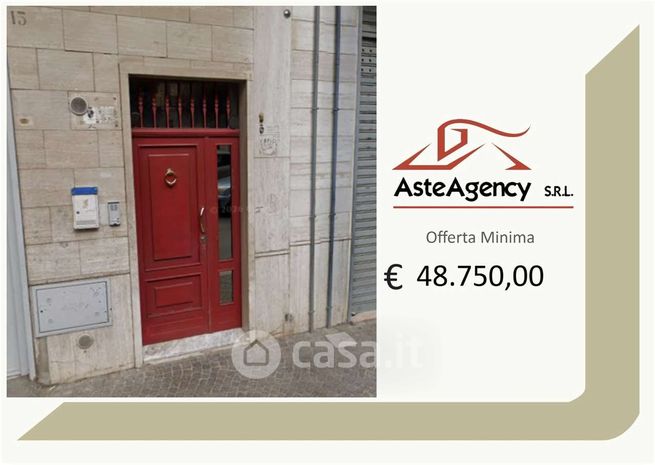 Appartamento in residenziale in Viale Cimitero 17