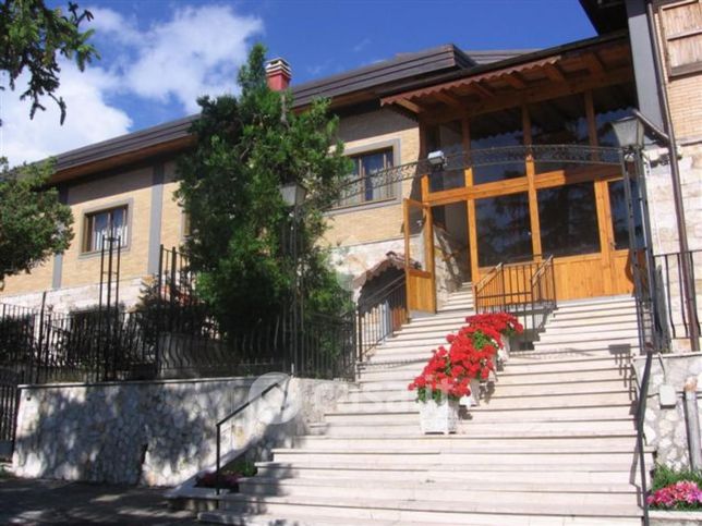 Appartamento in residenziale in Strada Statale 17