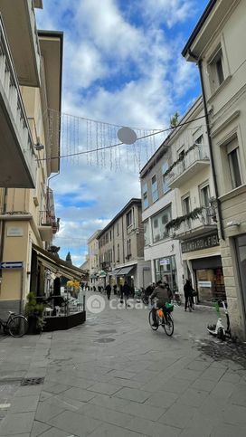Negozio/locale commerciale in commerciale in Via Giuseppe Garibaldi