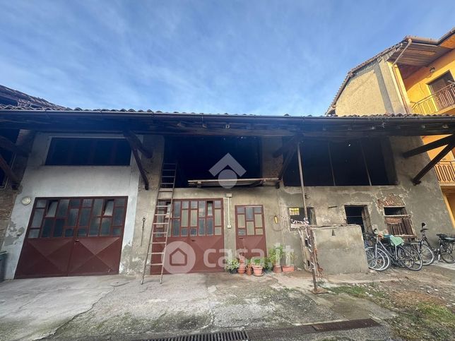 Rustico/casale in residenziale in Piazza Leonardo da Vinci 5