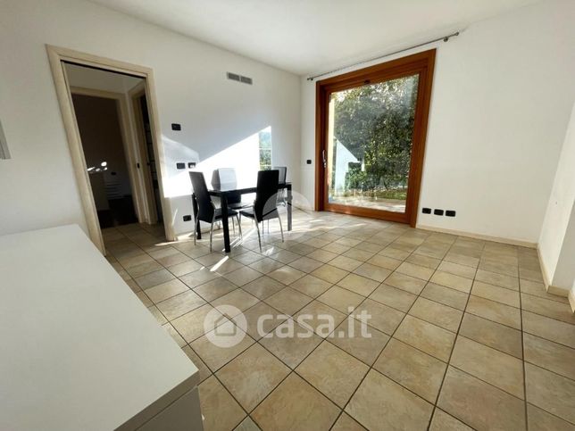 Appartamento in residenziale in Via Colombera 6