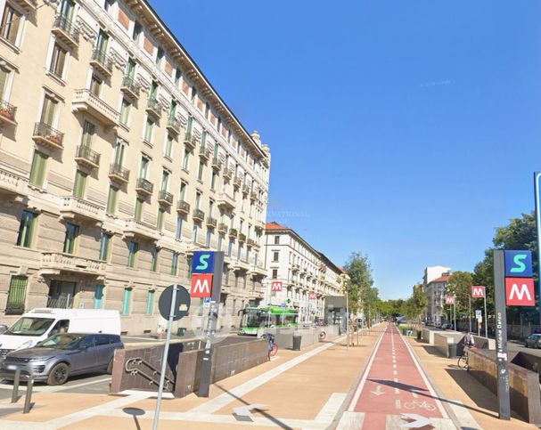 Casa bi/trifamiliare in residenziale in 