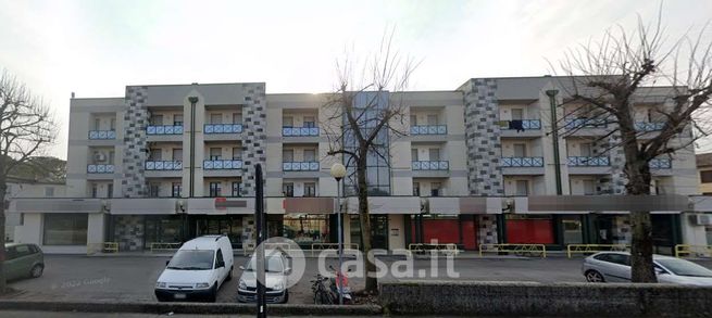 Ufficio in commerciale in Viale Repubblica