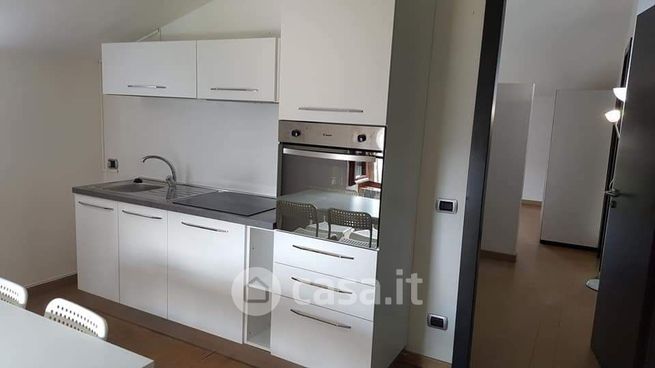 Appartamento in residenziale in Via Luino