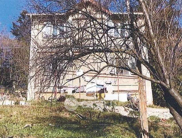 Appartamento in residenziale in Via Pino di Murta 9