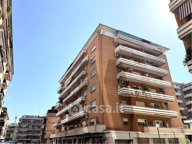 Appartamento in residenziale in Via Val di Non 37