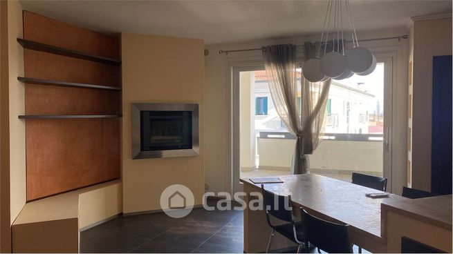 Appartamento in residenziale in Via Borghetto 6