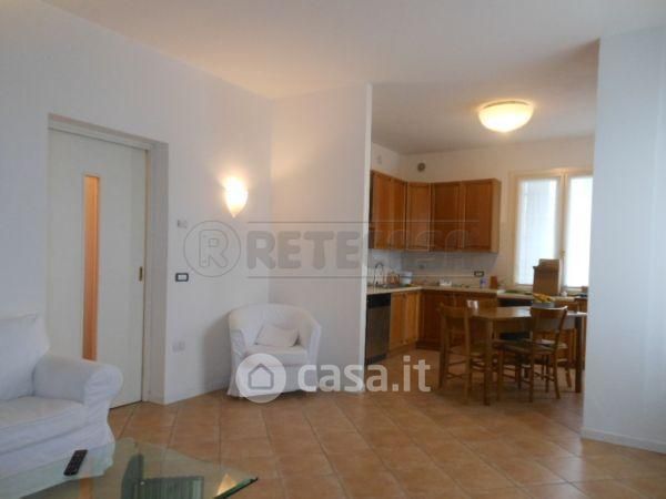 Appartamento in residenziale in Via Dante Alighieri 1