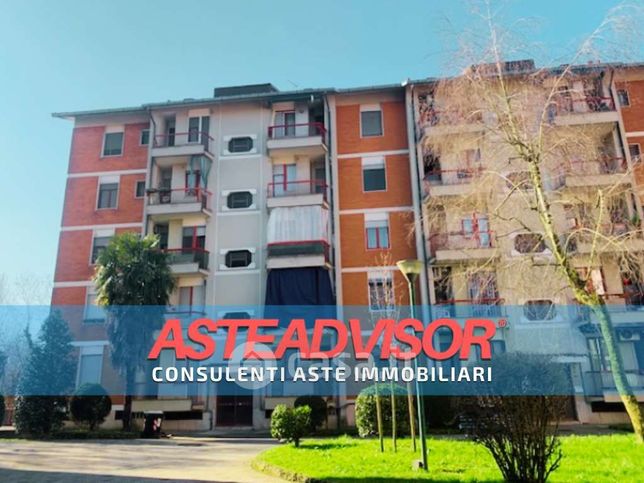 Appartamento in residenziale in Via Monte Bianco 133