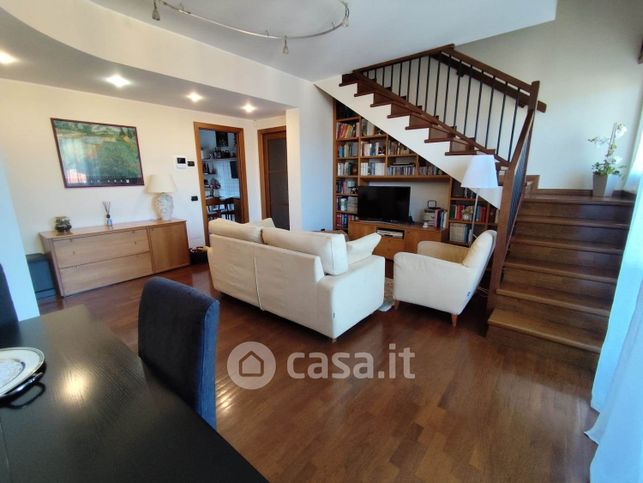 Appartamento in residenziale in Via Massimo D'Azeglio 35