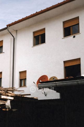 Casa indipendente in residenziale in Via della Chiesa XII 804