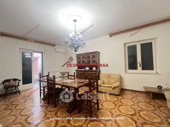 Appartamento in residenziale in Via Saline 34