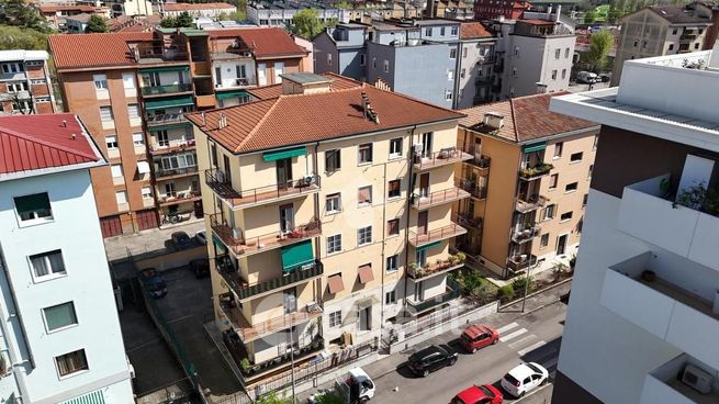 Appartamento in residenziale in Via Matteo Albertini 3