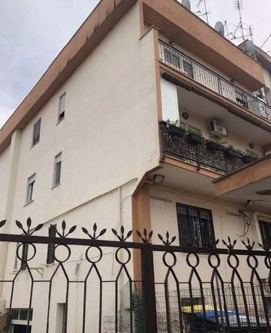 Appartamento in residenziale in Via Renato Massa 58