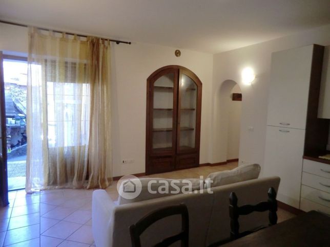 Appartamento in residenziale in Via San Abbondio