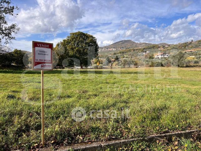 Terreno edificabile in residenziale in Via Colle Cioffi