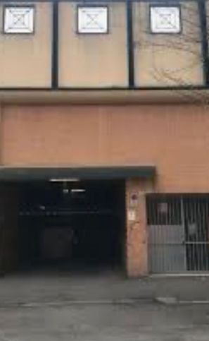 Garage/posto auto in residenziale in Via Antonio di Vincenzo 6